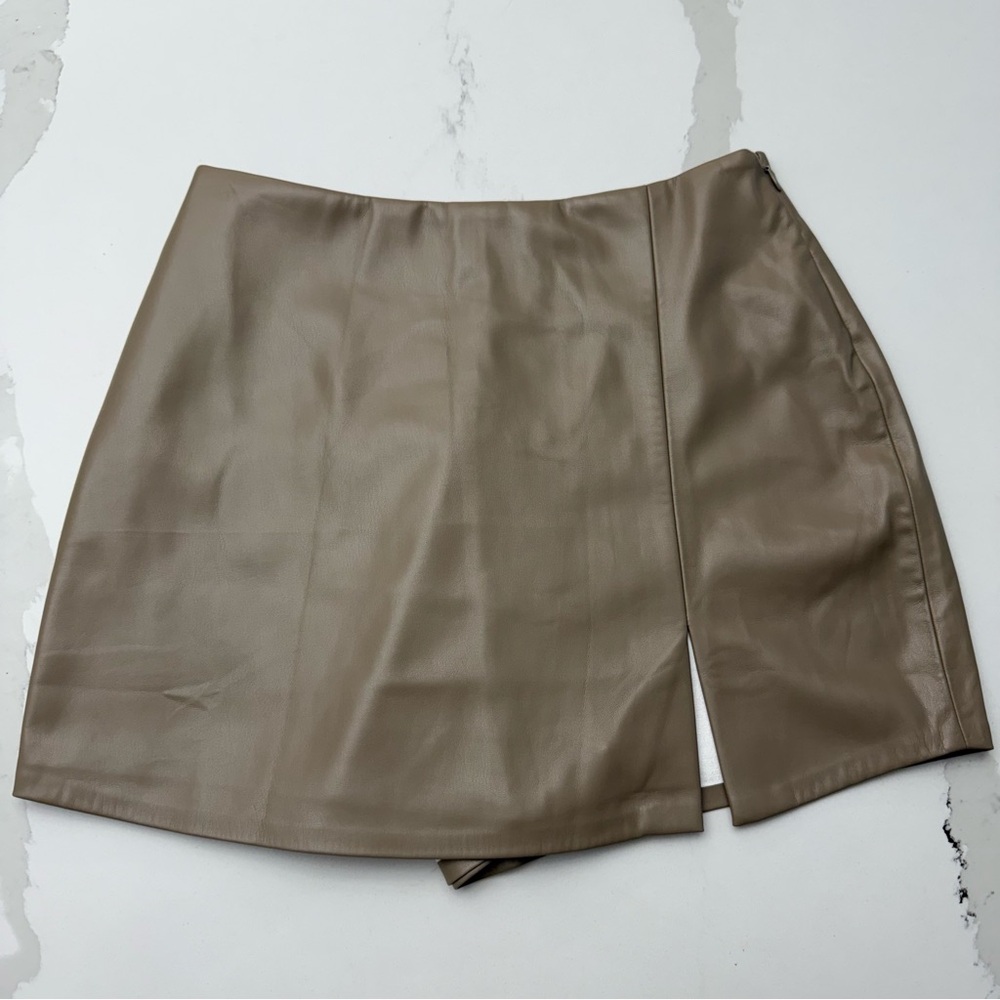 Sundays Vegan Leather Skort Mushroom Brown Mini Skirt Shorts Sz M NWT  MSRP $225